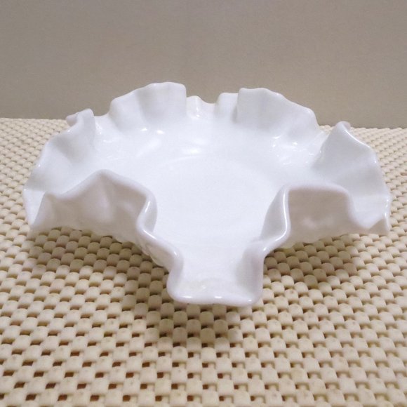 Fenton Hobnail White Milk Glass Candy Bon Bon Dish Bowl Ruffled 6" - Picture 2 of 7